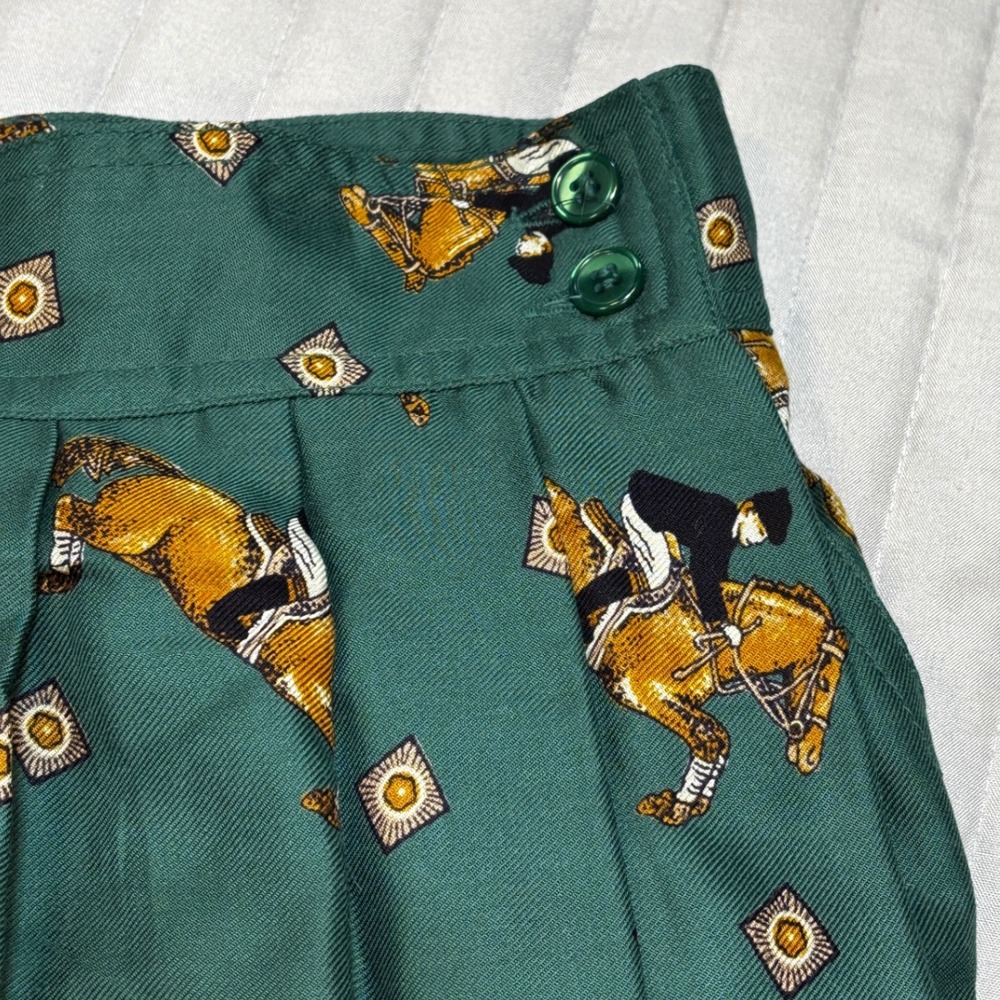 VTG 90s Chaus Green Equestrian Horse Print Pleated Midi Skirt Made in Japan EUC - Picture 3 of 10
